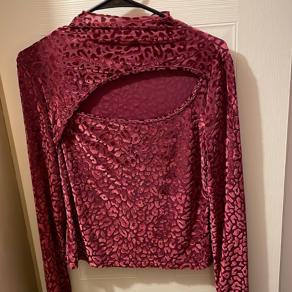 Peakboo Front Leopard velvet top